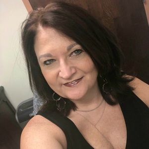 Meet your Posher, Sherrie